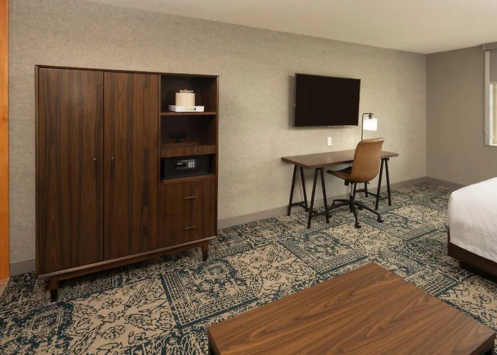 Four Points By Sheraton Chicago Отель Шаамбург