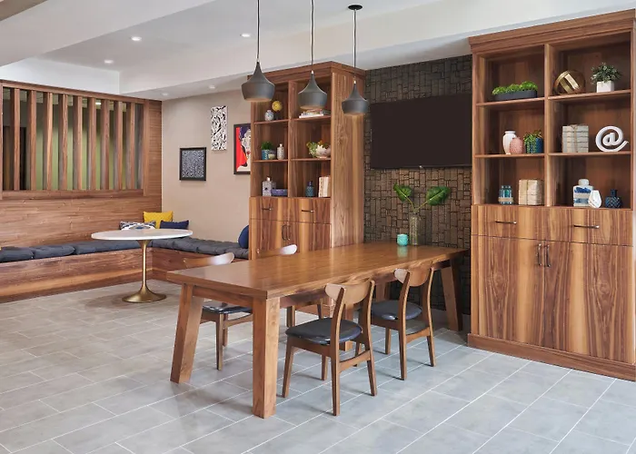 Four Points By Sheraton Chicago 4*